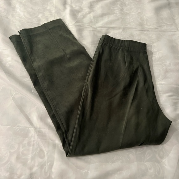 Dress Barn Pants & Jumpsuits Dress Barn Size 8 Green Suede Pants